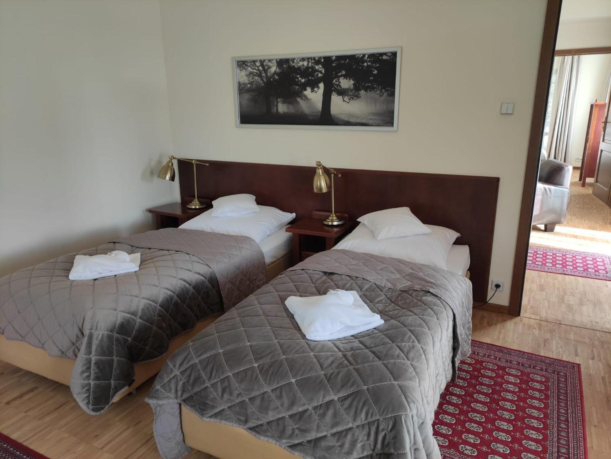 Jasny Dwor Hotell Polanica-Zdrój Exteriör bild