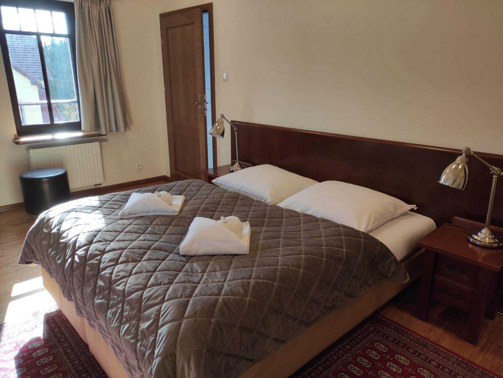 Jasny Dwor Hotell Polanica-Zdrój Exteriör bild