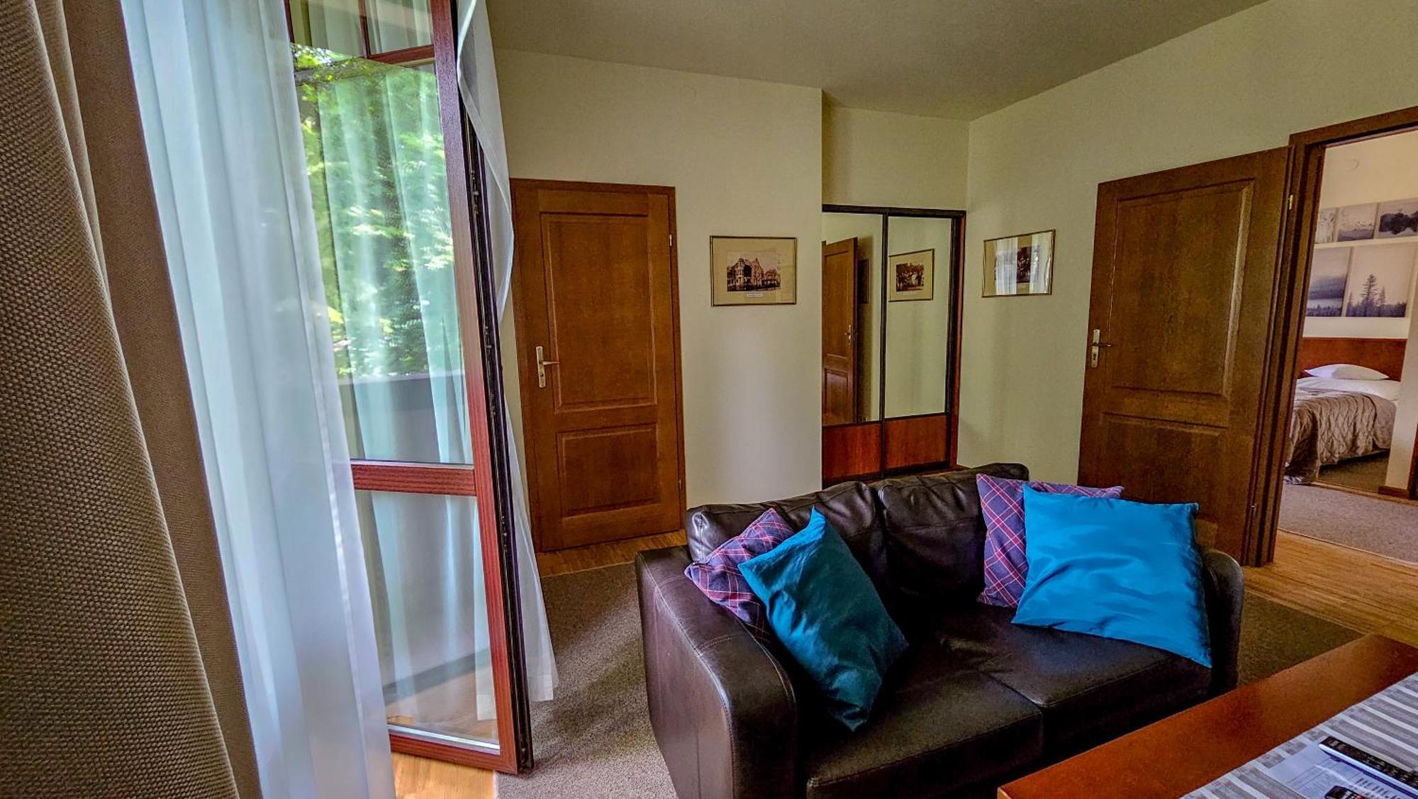 Jasny Dwor Hotell Polanica-Zdrój Exteriör bild