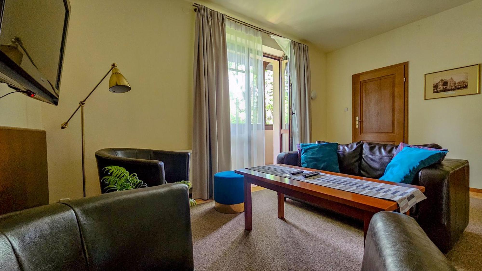 Jasny Dwor Hotell Polanica-Zdrój Exteriör bild
