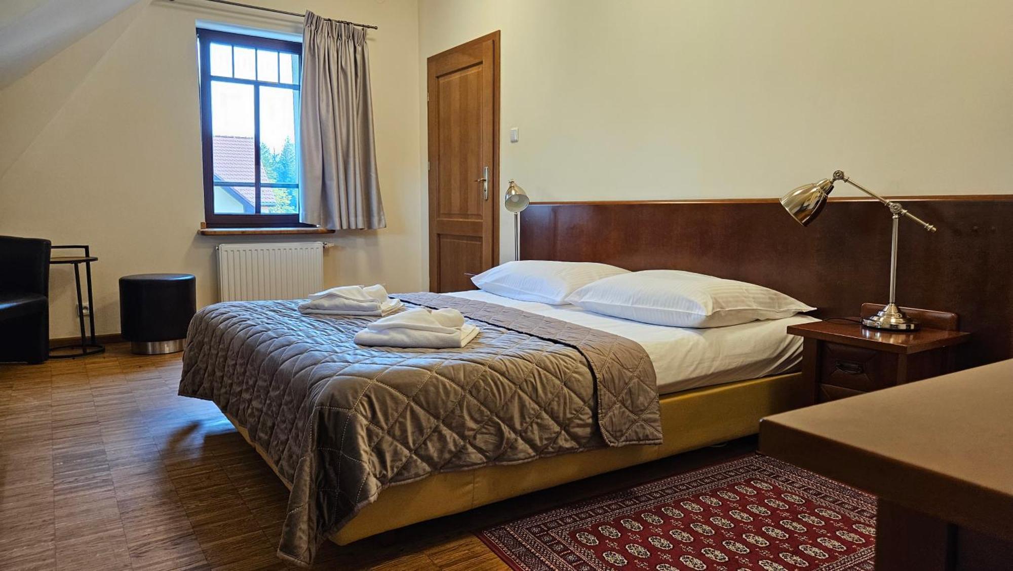 Jasny Dwor Hotell Polanica-Zdrój Exteriör bild